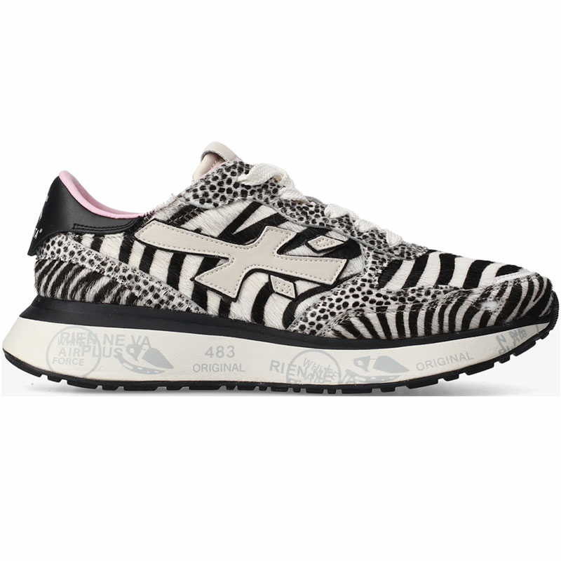 Lauryn | Zebra