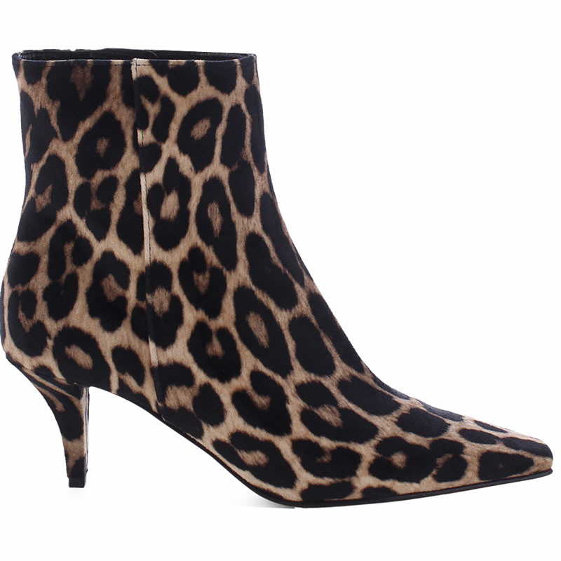 61-75210 | leo velvet camel